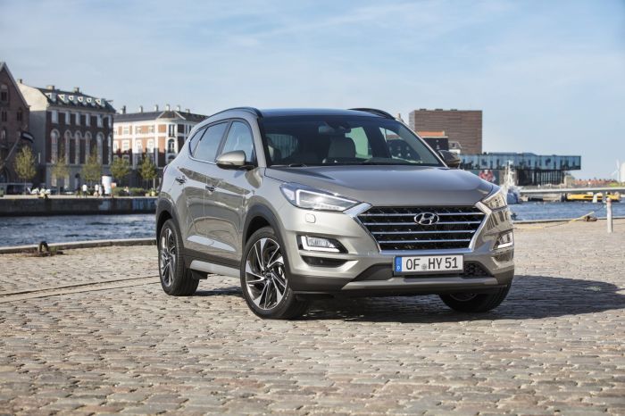 Review Hyundai Tucson: SUV dengan Teknologi Mutakhir dan Desain Mewah