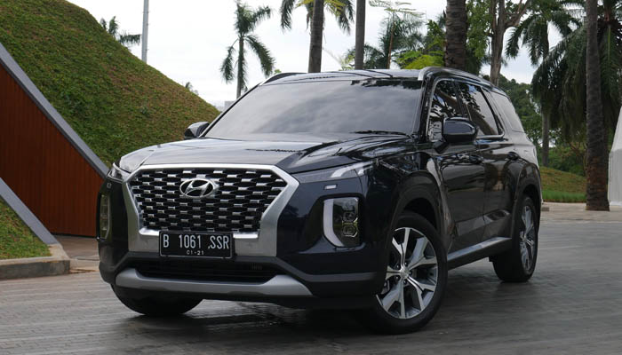 Mobil SUV Paling Tangguh untuk Aktivitas Outdoor